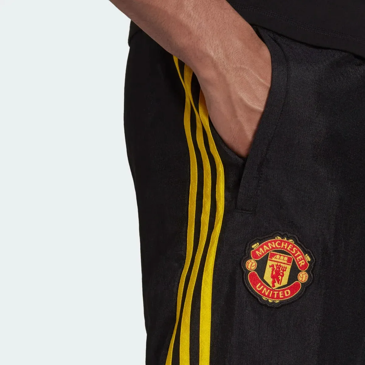 adidas 2021-22 Manchester United icons Woven Pants -  Black-Yellow