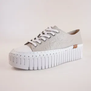 Baselo White/ Almond Leather Sneakers