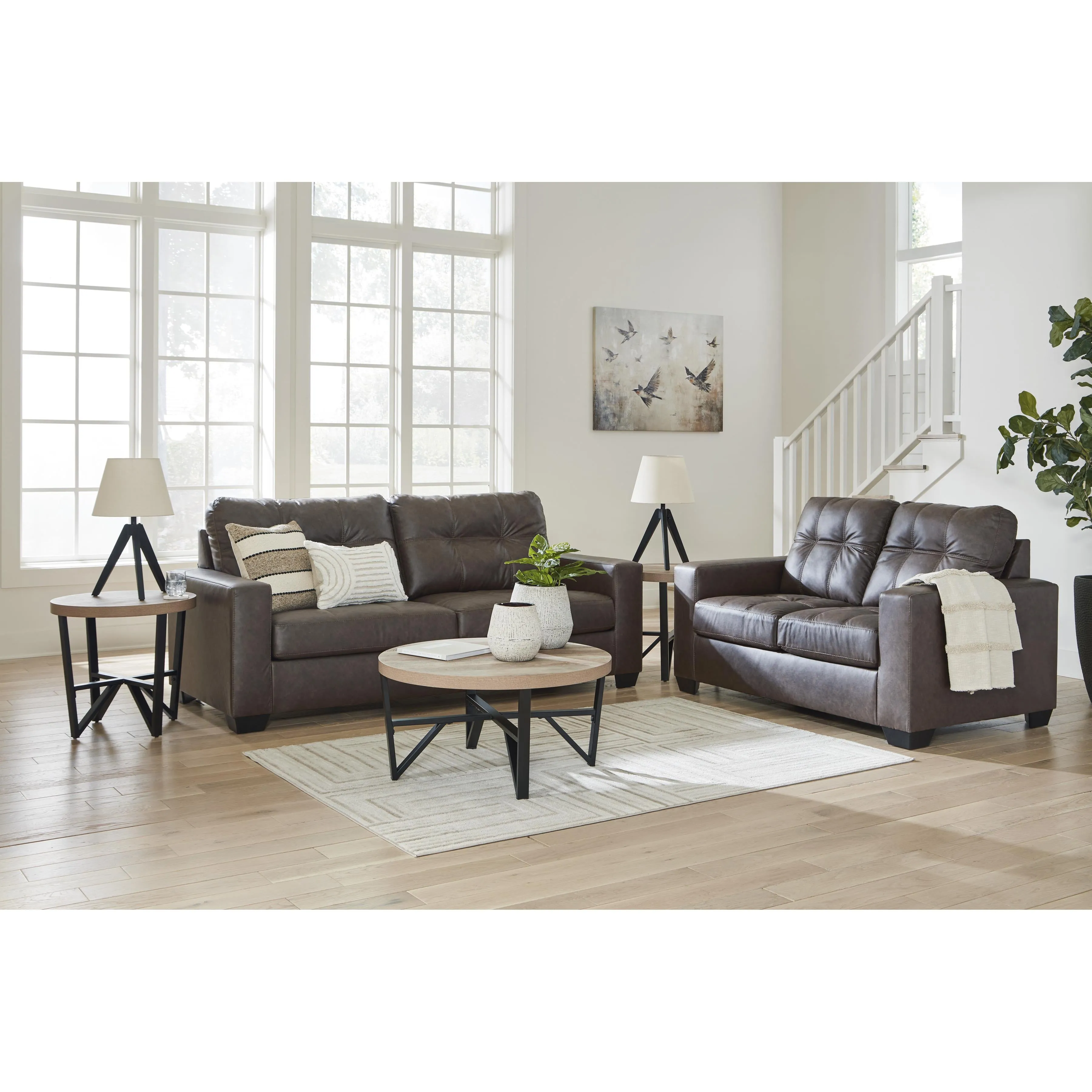 Benchcraft Barlin Mills Leather Look Queen Sofabed 1700339