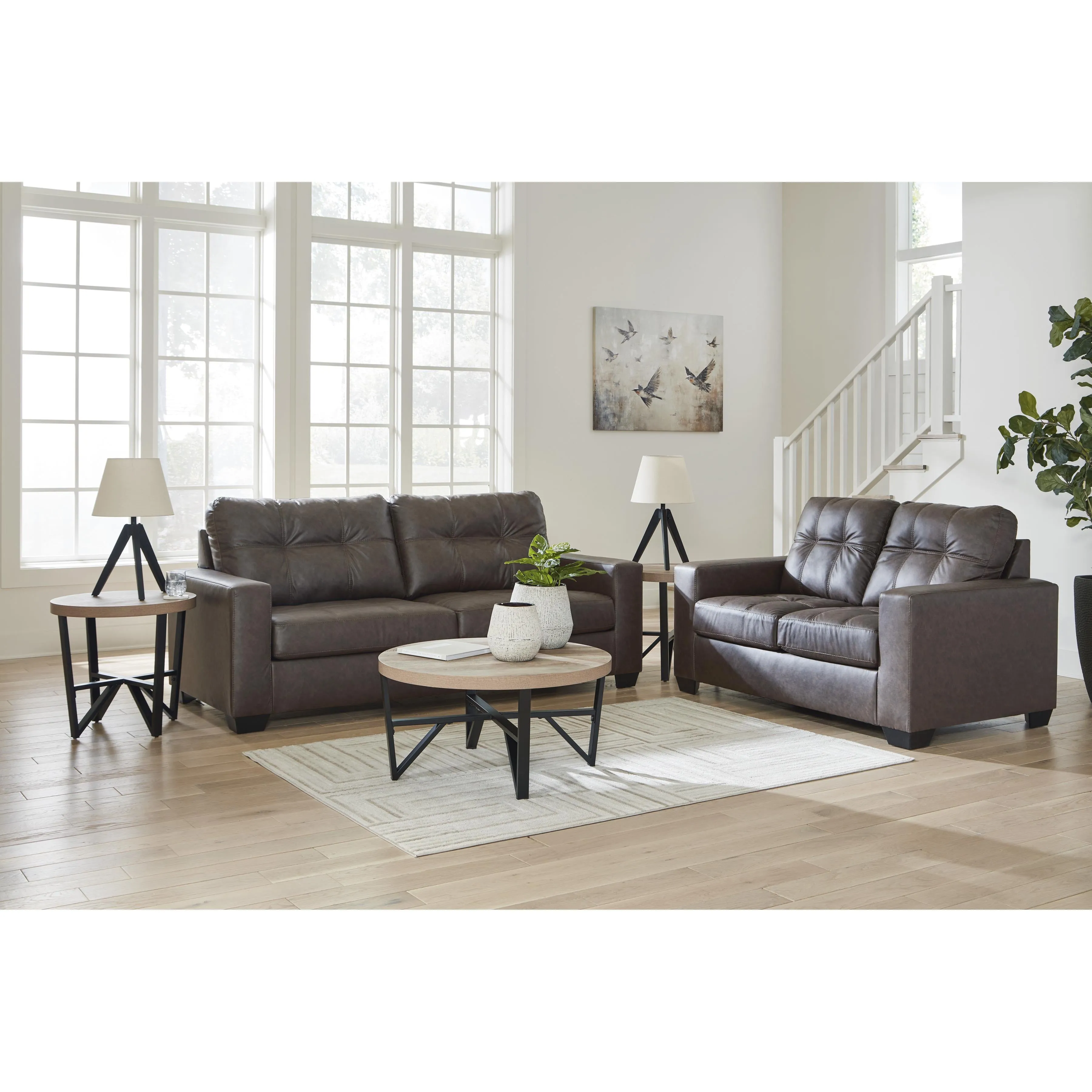 Benchcraft Barlin Mills Leather Look Queen Sofabed 1700339