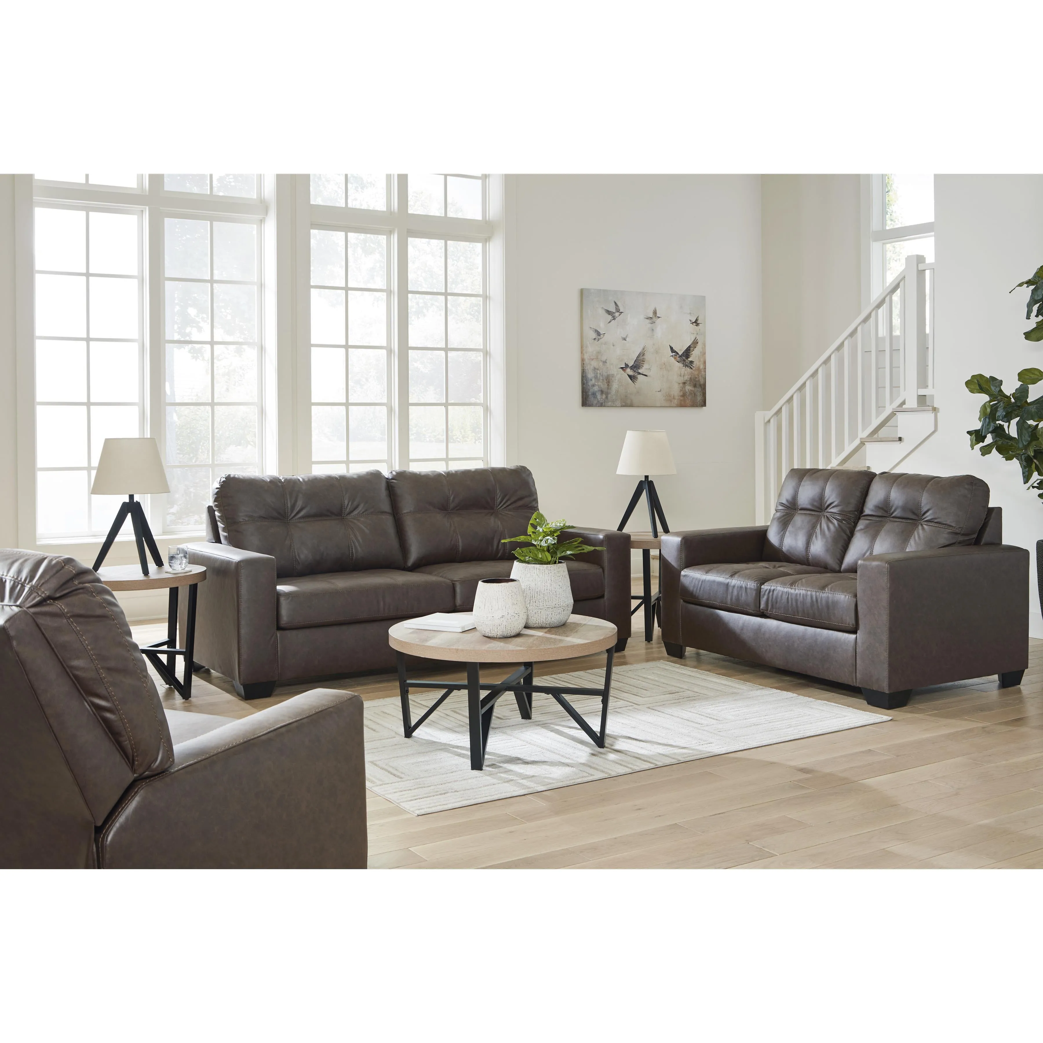 Benchcraft Barlin Mills Leather Look Queen Sofabed 1700339