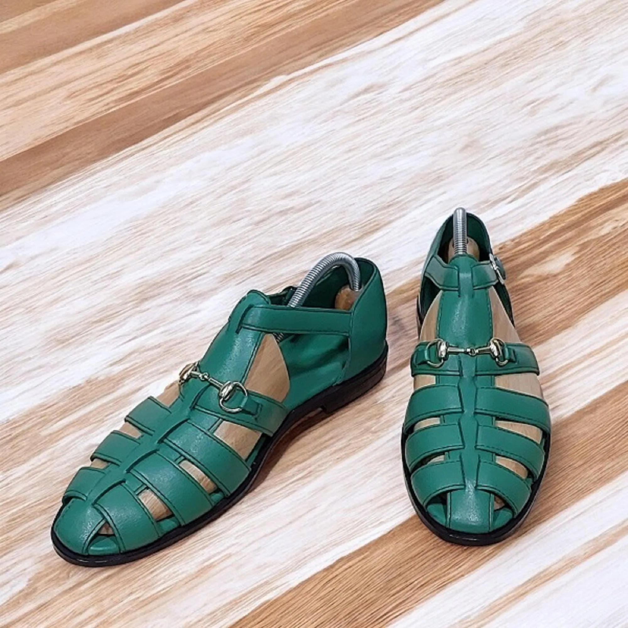 Chic Handmade Sandals for Summer Vibes