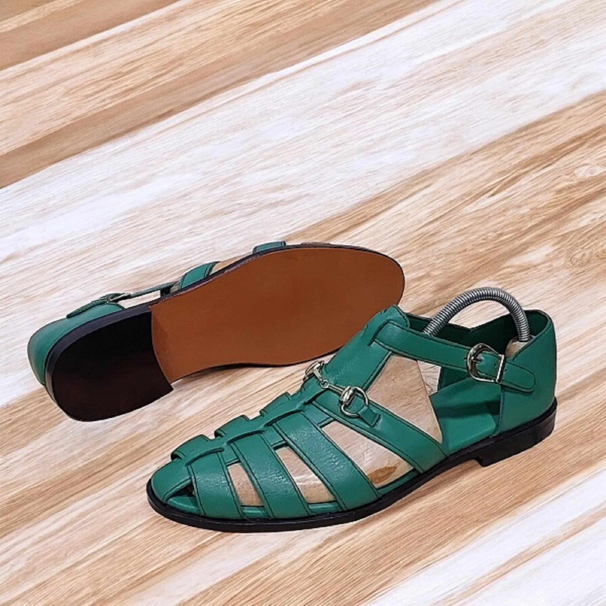 Chic Handmade Sandals for Summer Vibes