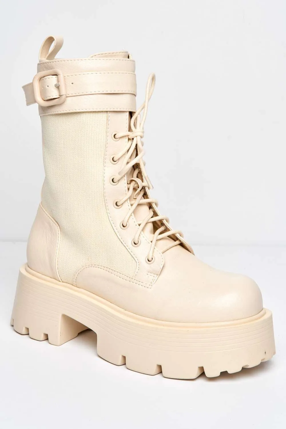 Leora Chunky Flatform Boots in Cream