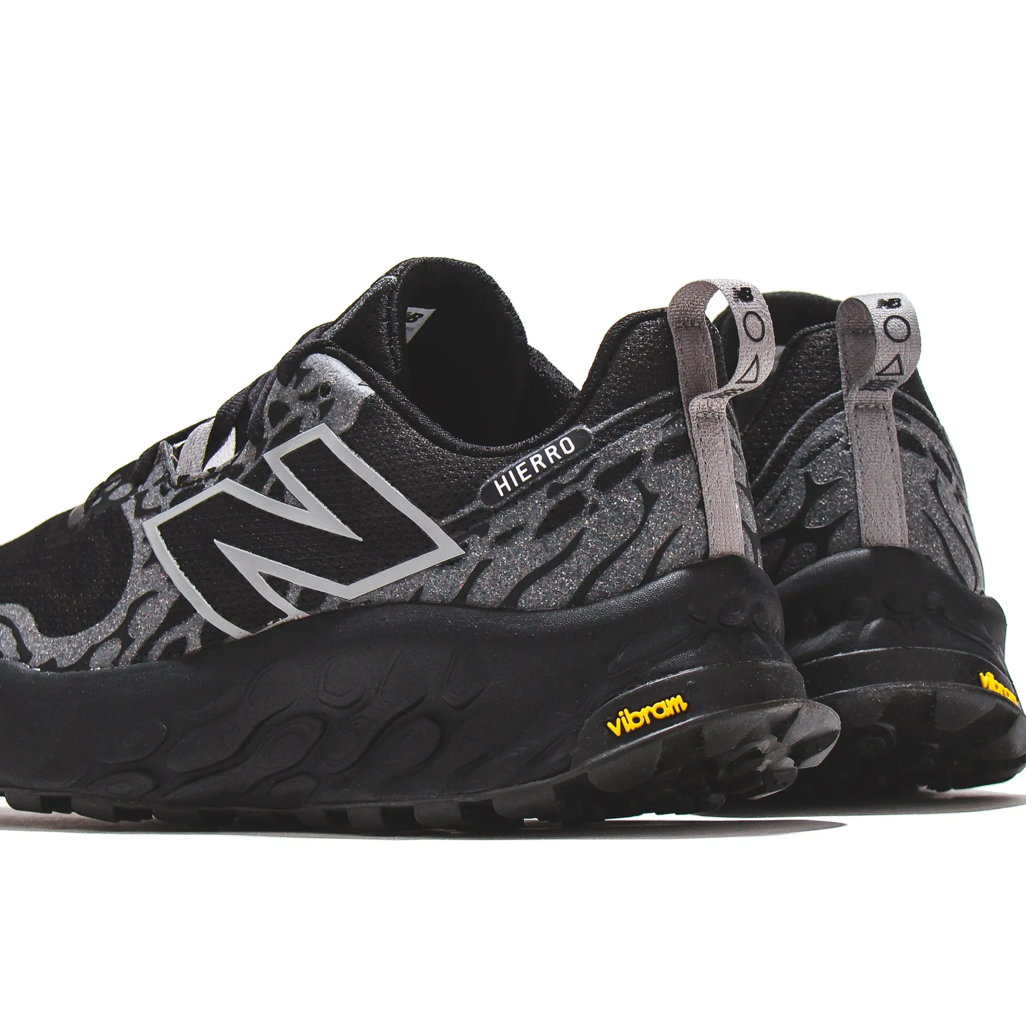 New Balance Men Wide Fresh Foam X Hierro v8 Black MTHIERK8-WIDE