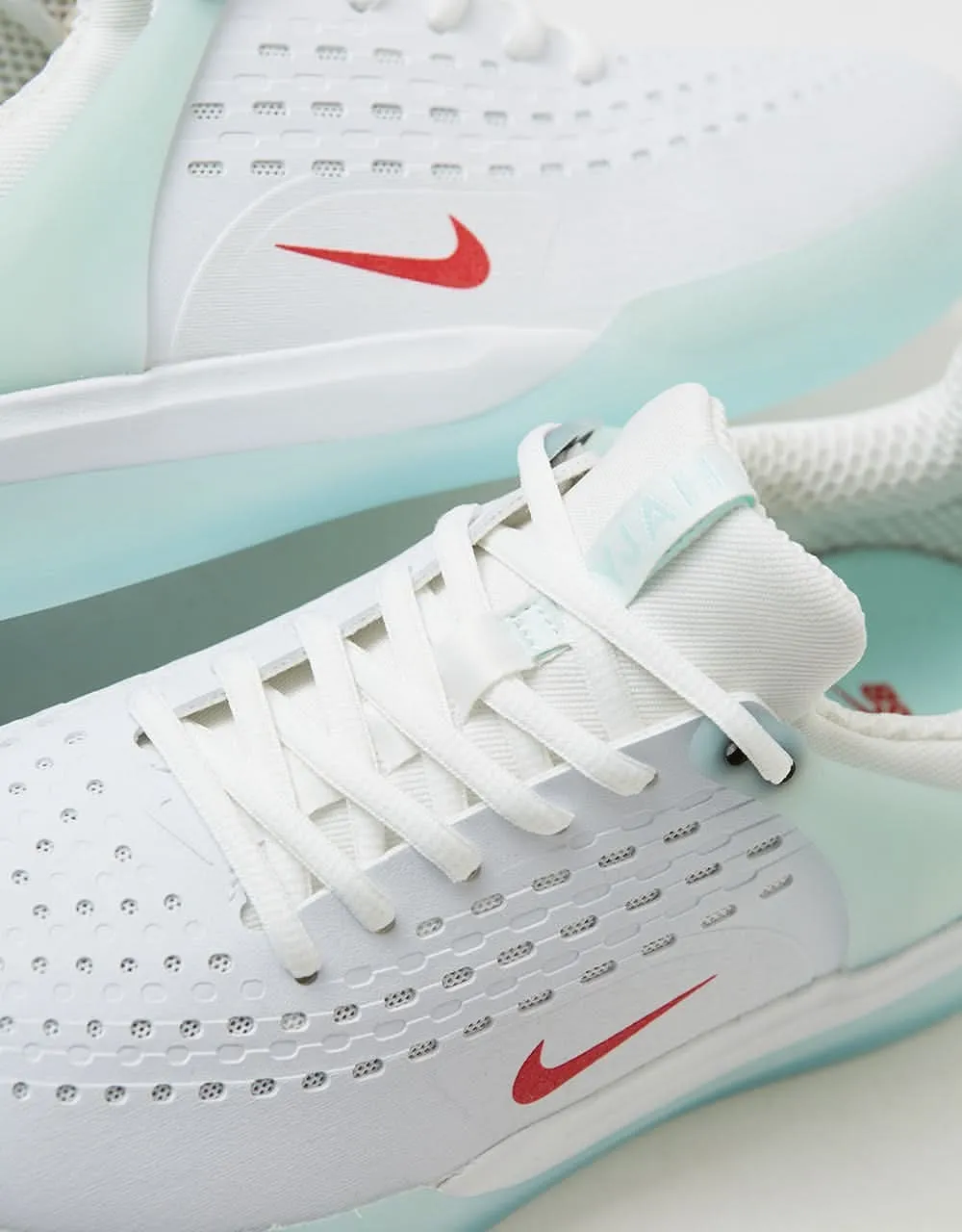 Nike SB Zoom Nyjah 3 Skate Shoes - Skylight/University Red-Skylight-White