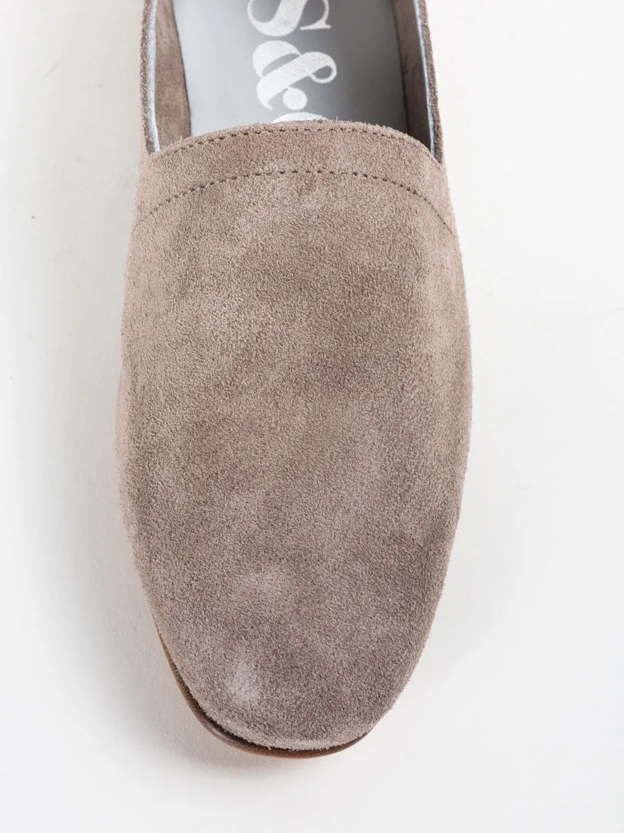 no. 10 flat - mink suede