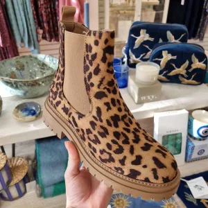 Olive Chelsea Boots in Animal Print