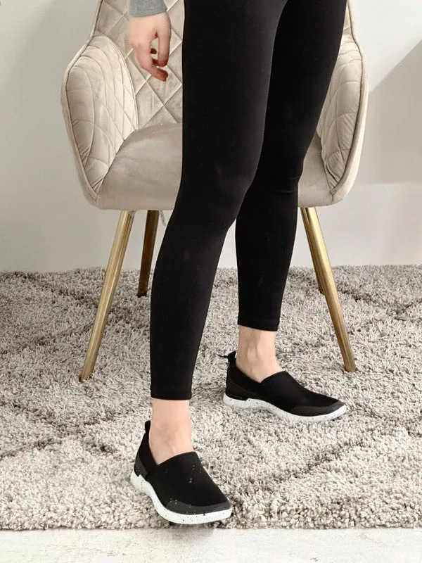 Rockport Women's Truflex Fly Washable Knit Slip-On Black Knit Washable CI4959