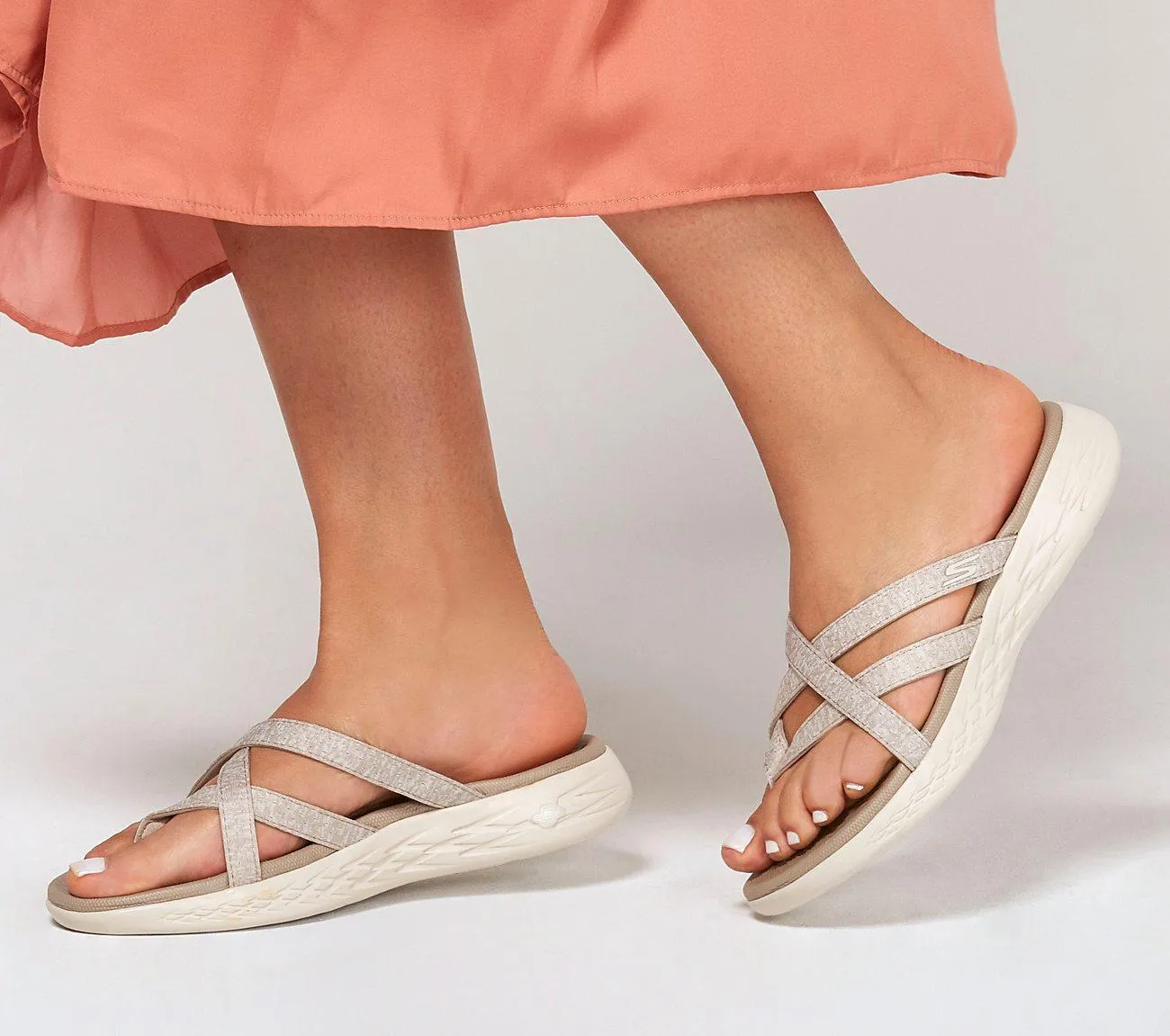 Skechers Performance Women's On The GO 600 Dainty Sandal (140004)