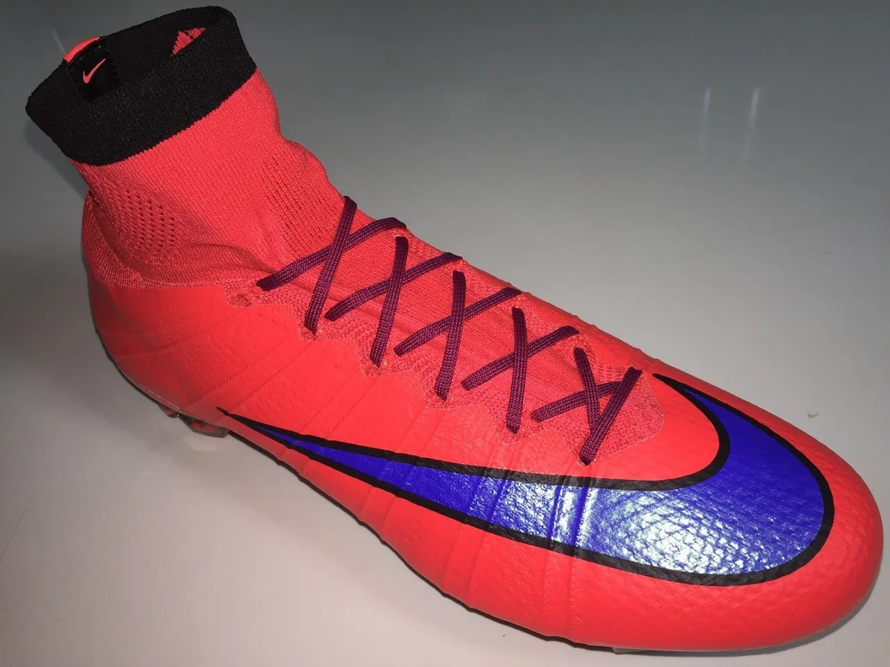 SR4U Laces Red/Blue Speckled Premium