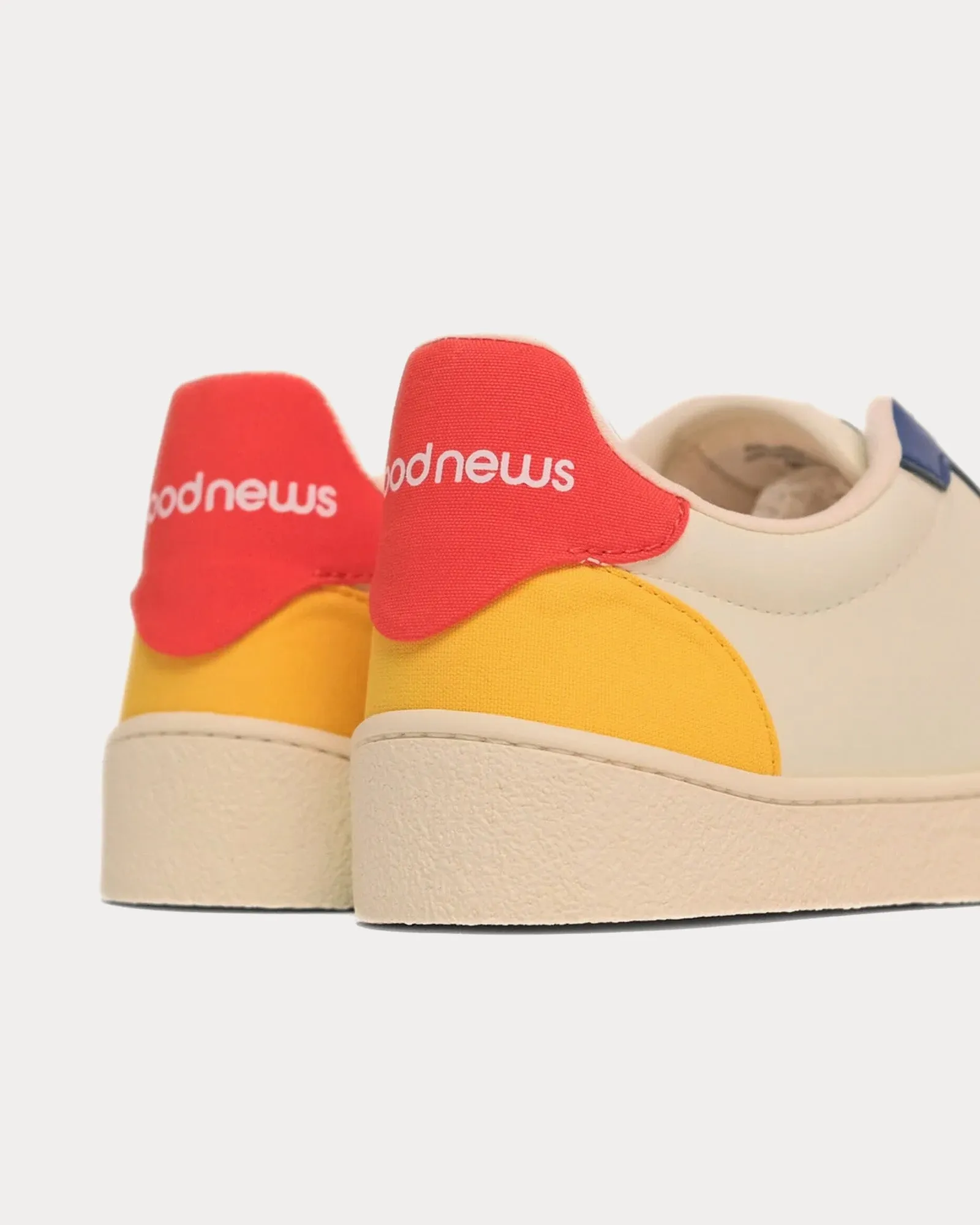 Venus White / Blue / Red / Yellow Low Top Sneakers